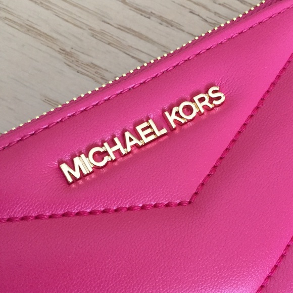 Michael Kors Electric Pink ID, Coinpouch - Picture 3 of 9